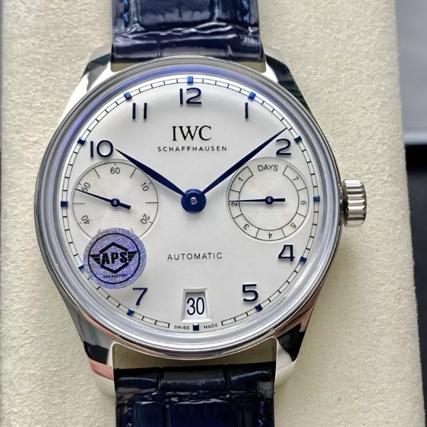 최고퀄 레플리카 IWC 포르투기저 오토매틱 42 화이트 다이얼 IW501702