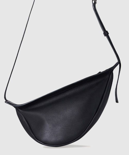 스몰 Slouchy Banana 가죽백 W1197L