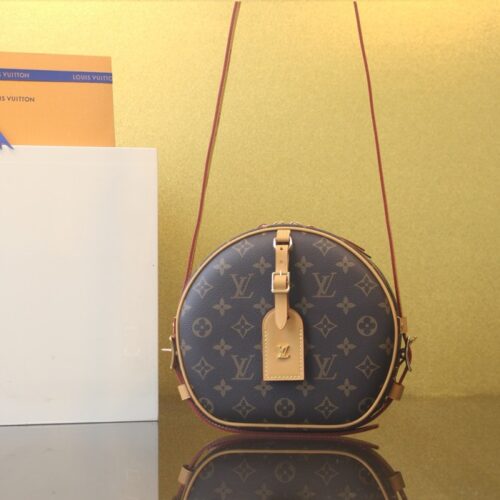 루이비통 부아뜨 샤포 수플 모노그램 M45647