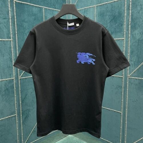 버버리 신상 로고 프린팅 코튼 티셔츠 블랙