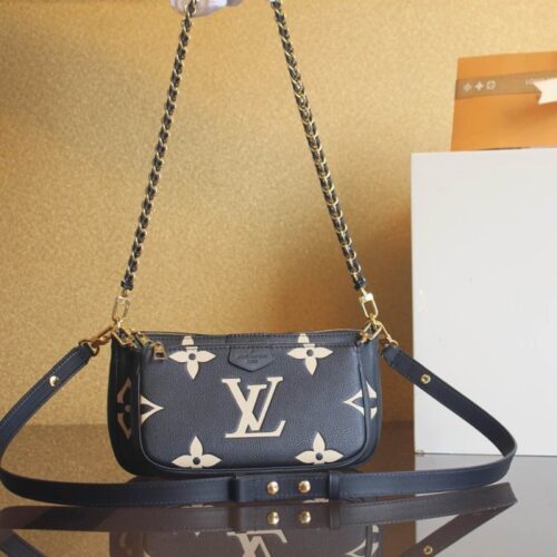 루이비통 멀티 포쉐트 악세수아 M45777