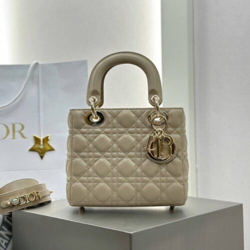 디올 레이디 디올 미디엄 백 ABC 스몰 밀크티 골드버클