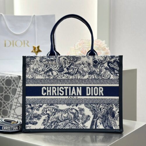 디올 미디엄 북 토트백 트왈 드 주이 소바쥬 자수 화이트 네이비 블루
