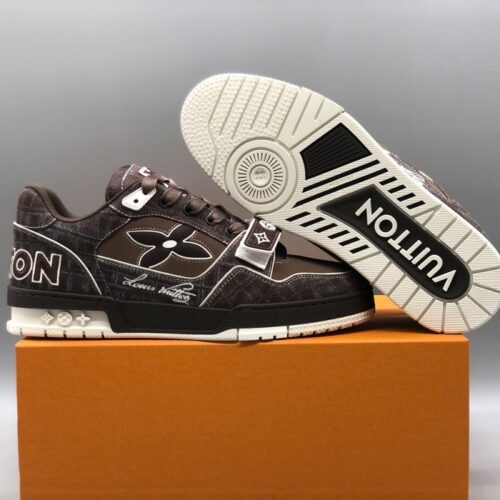 루이비통 LV 트레이너 스니커즈 모노그램 데님 브라운