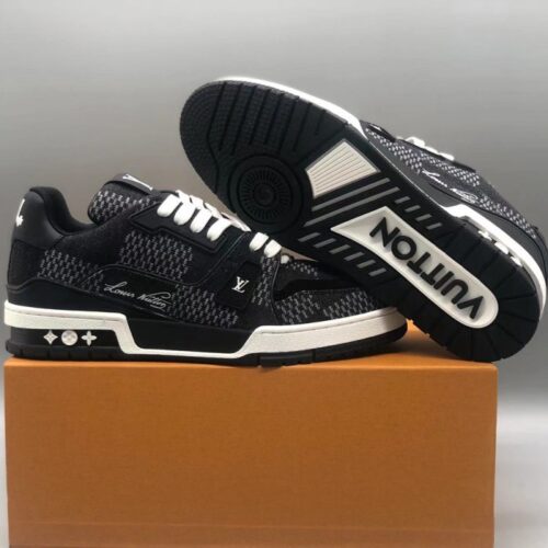 루이비통 LV 트레이너 스니커즈 모노그램 데님 블랙