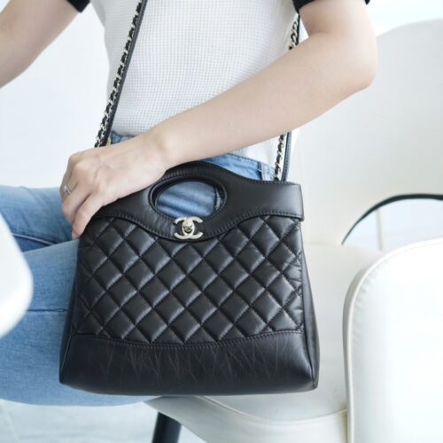 팬더샵 샤넬 23A 크루즈 31백 블랙 미니