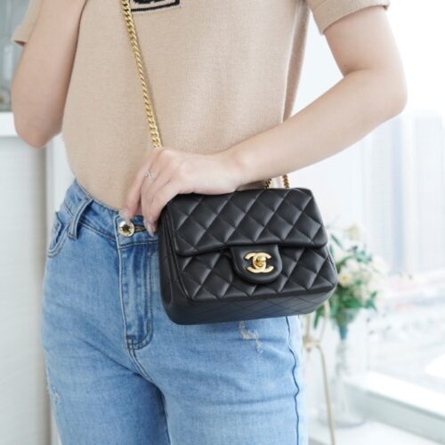 팬더샵 샤넬 카멜리아 플랩백 램스킨 스퀘어 금장