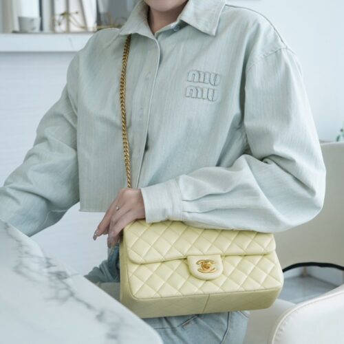 팬더샵 샤넬 카멜리아 플랩백 옐로우 램스킨 금장