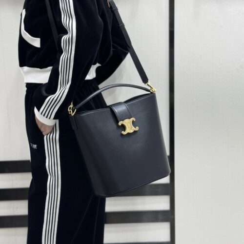 셀린느 루이즈 백 미디엄 블랙 카프스킨