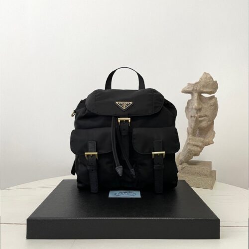 프라다 리나일론 스몰 블랙 백팩 1BZ677