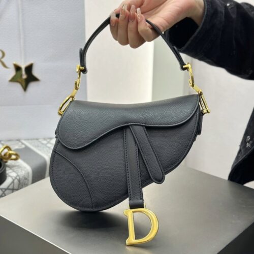 디올 스몰 새들 스트랩 백 블랙