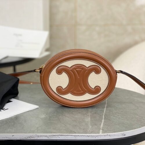 셀린느 트리오페 오벌 펄스 미니 크로스백 내추럴 탄 101703