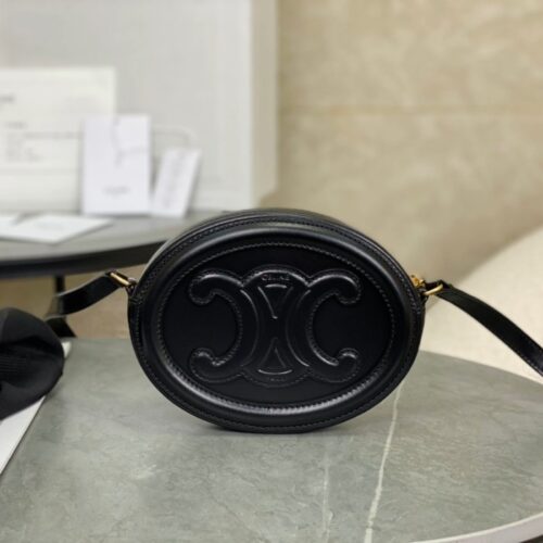 셀린느 트리오페 오벌 펄스 미니 크로스백 블랙 101703