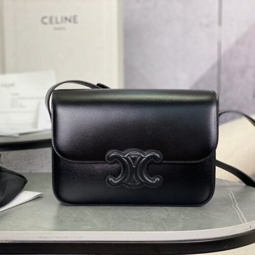 셀린느 트리오페 캔버스 박스 숄더백 미디엄 블랙 199223