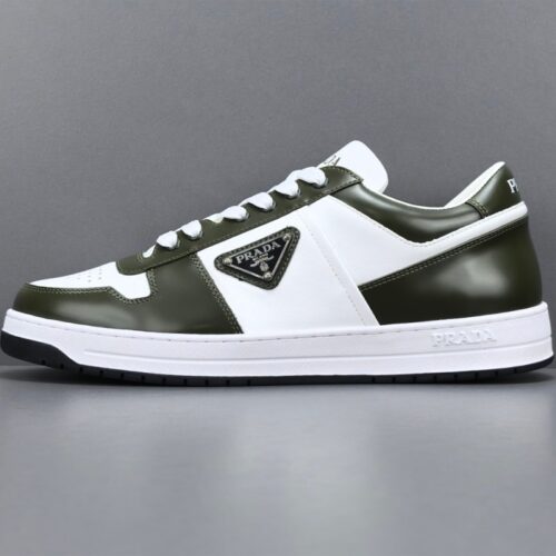 프라다 다운타운 레더 스니커즈 화이트 올리브 그린