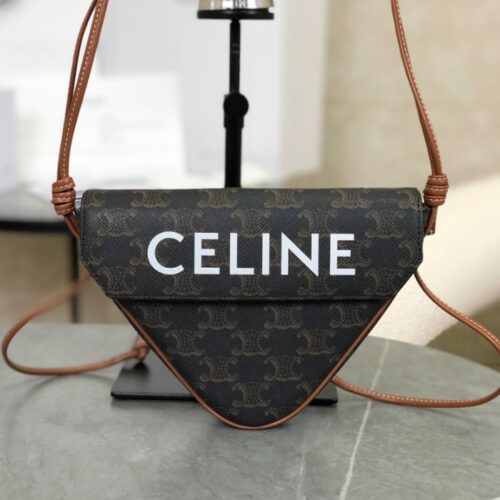 셀린느 트리오페 트라이앵글 크로스백 블랙 탄 195902