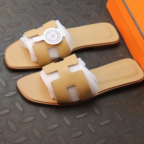 에르메스 오란 샌들 베이지 알비노