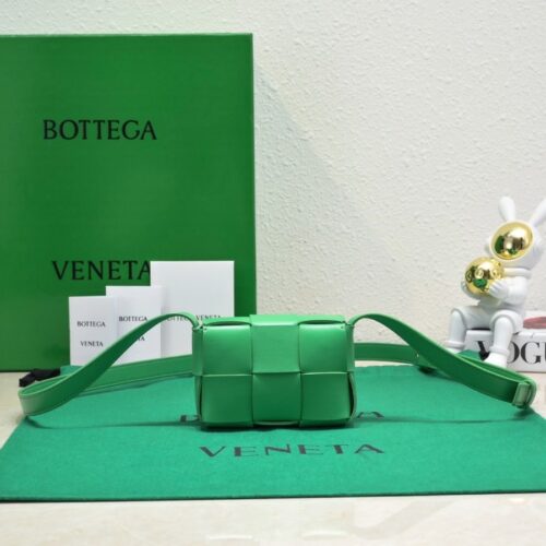 보테가베네타 캔디 카세트백 그린