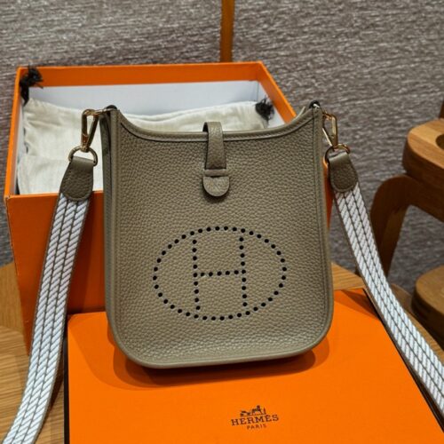 올수공 에르메스 에블린 미니 8Q/Beige Marfa 클레망스 골드 하드웨어