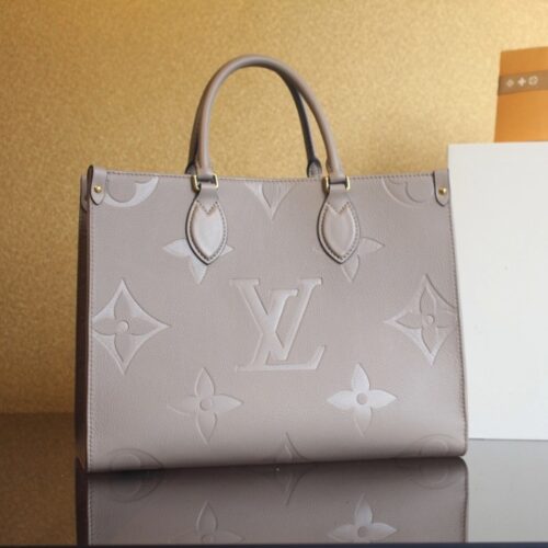 루이비통 온더고MM 토트백 투르텔