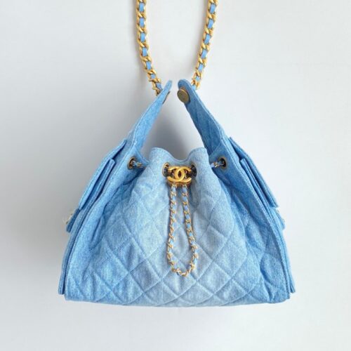 샤넬 25SS 워시드 데님 골드 메탈 라지 백 라이트 블루