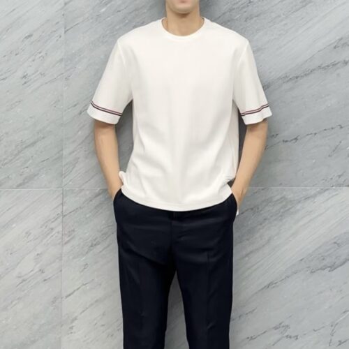 톰브라운 화이트 시어서커 쇼트 슬리브 링거 티셔츠