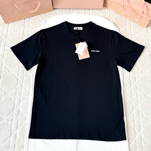 미우미우 베이직 자수 반팔 티셔츠 블랙