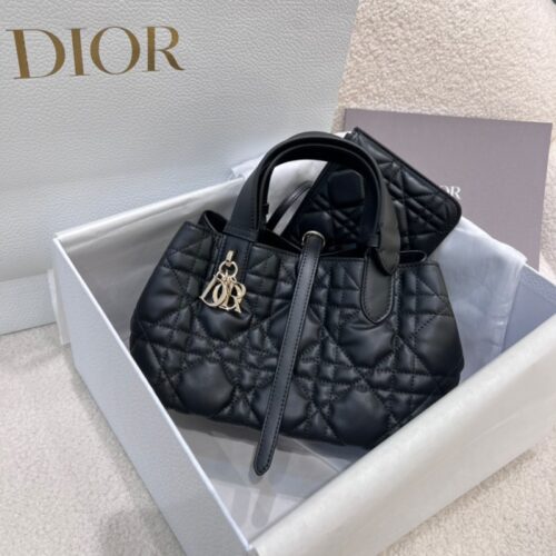 디올 뚜주흐백 블랙 매크로까나쥬 송아지 가죽