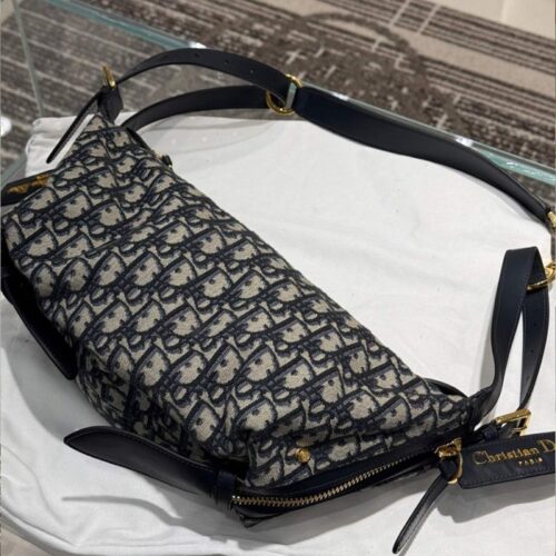 디올 D-Journey 오블리크 스몰 백 M2416UTZQ