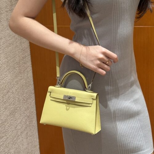 올수공 에르메스 미니 켈리 Jaune poussin 쉐브르 가죽 실버 하드웨어