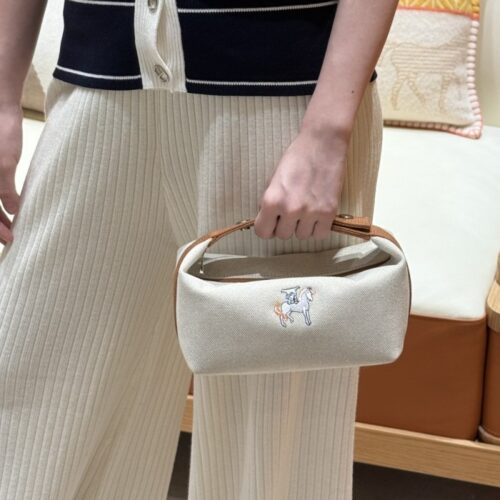 올수공 에르메스 브리드 어 브랙 파우치 PM Biscuit 코튼 실버 하드웨어