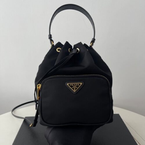 프라다 벨라 듀엣 리나일론 버킷백 1BH038