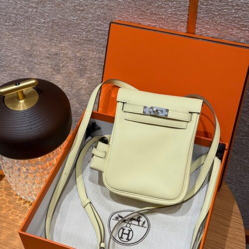올수공 에르메스 켈리 점프 백팩 Jaune Milton 스위프트 가죽 실버 하드웨어